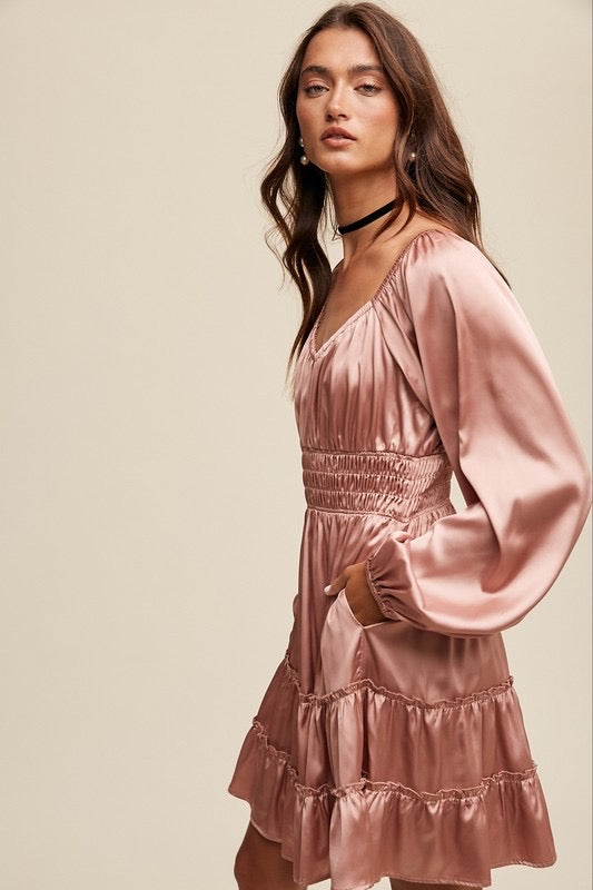 *FEELS Satin Sweat Heart Neck Long Sleeve Dress