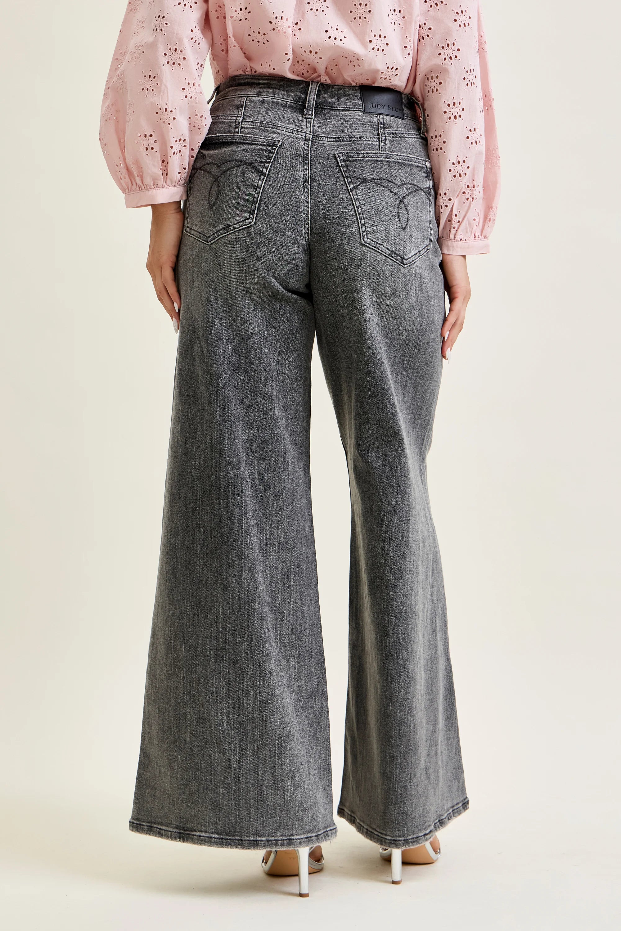 JUDY BLUE Mid-Rise Palazzo Jean - Washed Gray