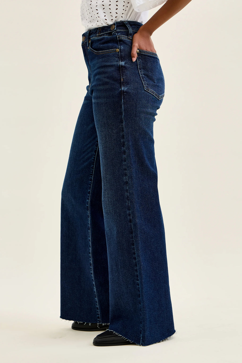 JUDY BLUE HW Retro Wide w/ Adjustable WB Tabs + Raw hem
