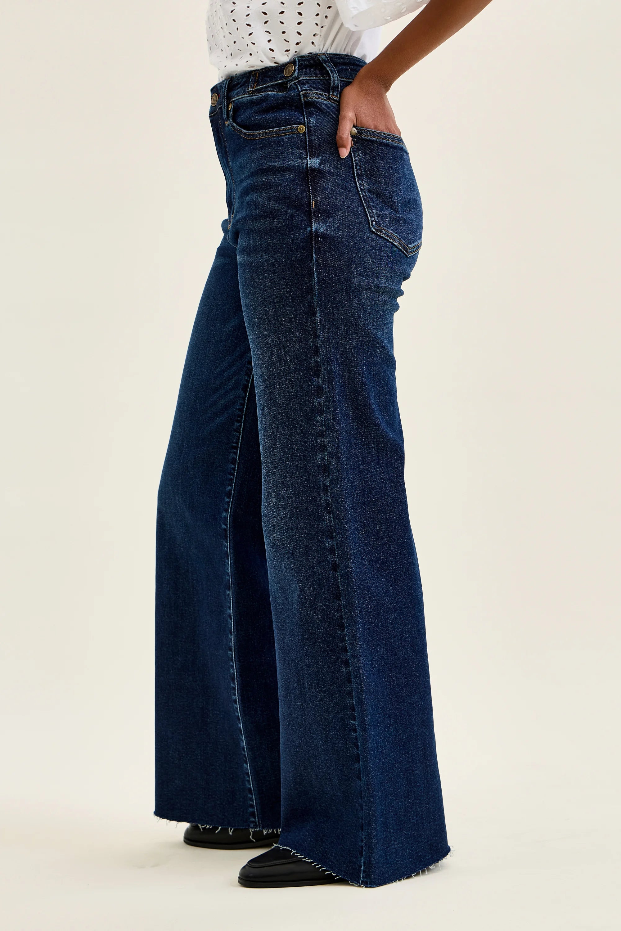 JUDY BLUE HW Retro Wide w/ Adjustable WB Tabs + Raw hem