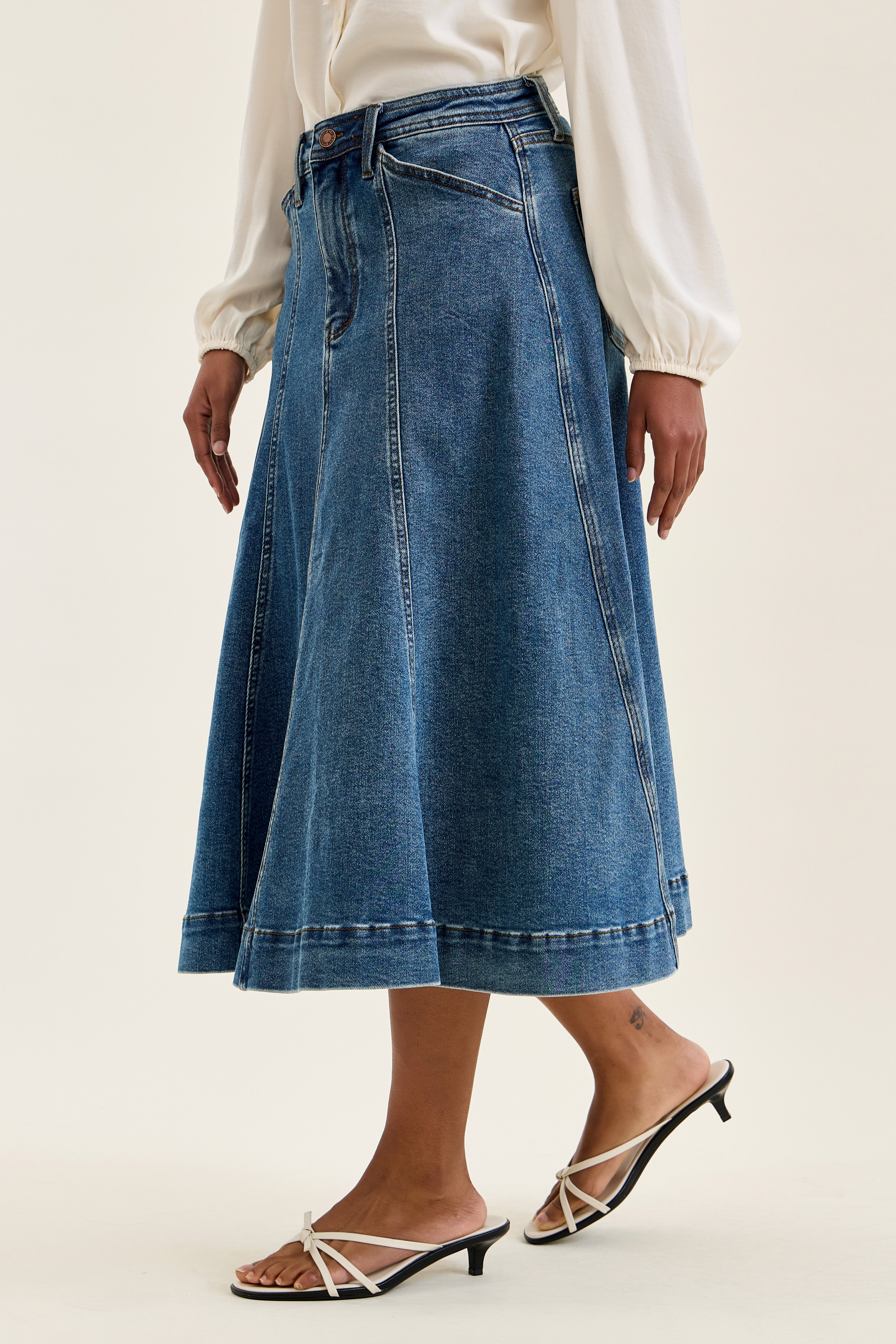 JUDY BLUE High-Waisted Lasso Skirt - Medium Stone