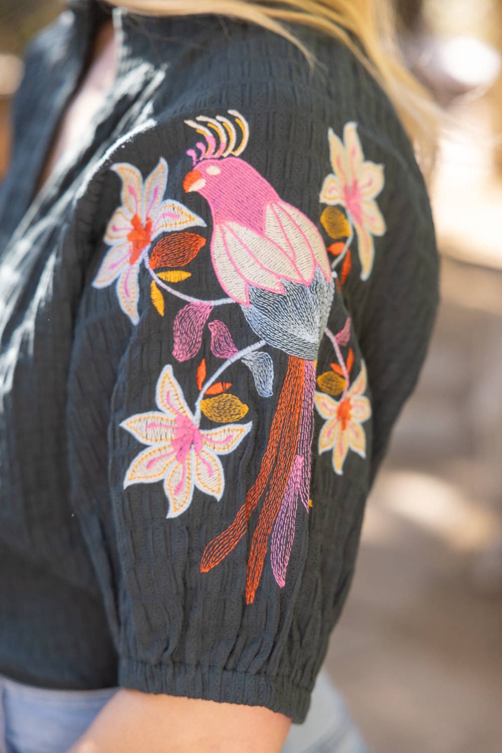 CHELSEA Bird EmbroiderySleeve Smocked Neck Top