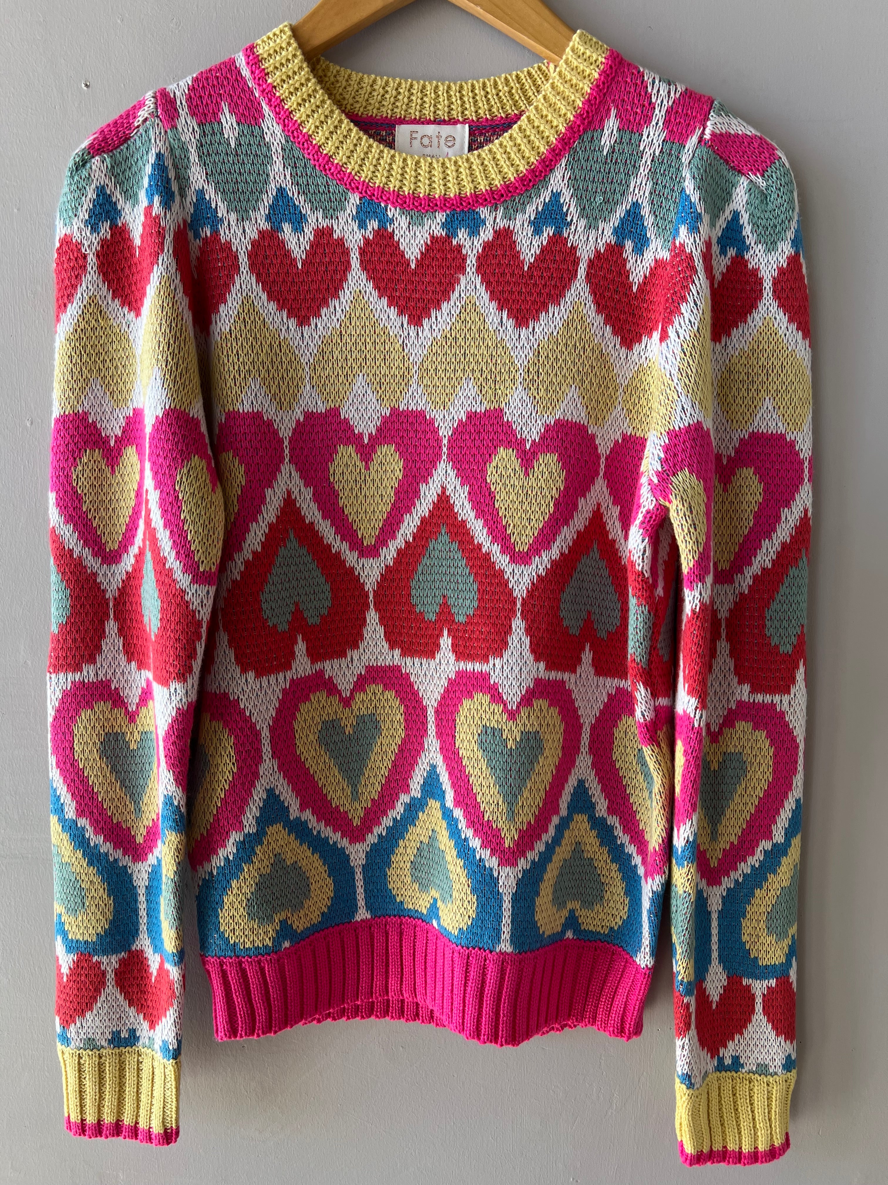 *SHIRELLE Heart Jacquard PuffSleeve Sweater Top