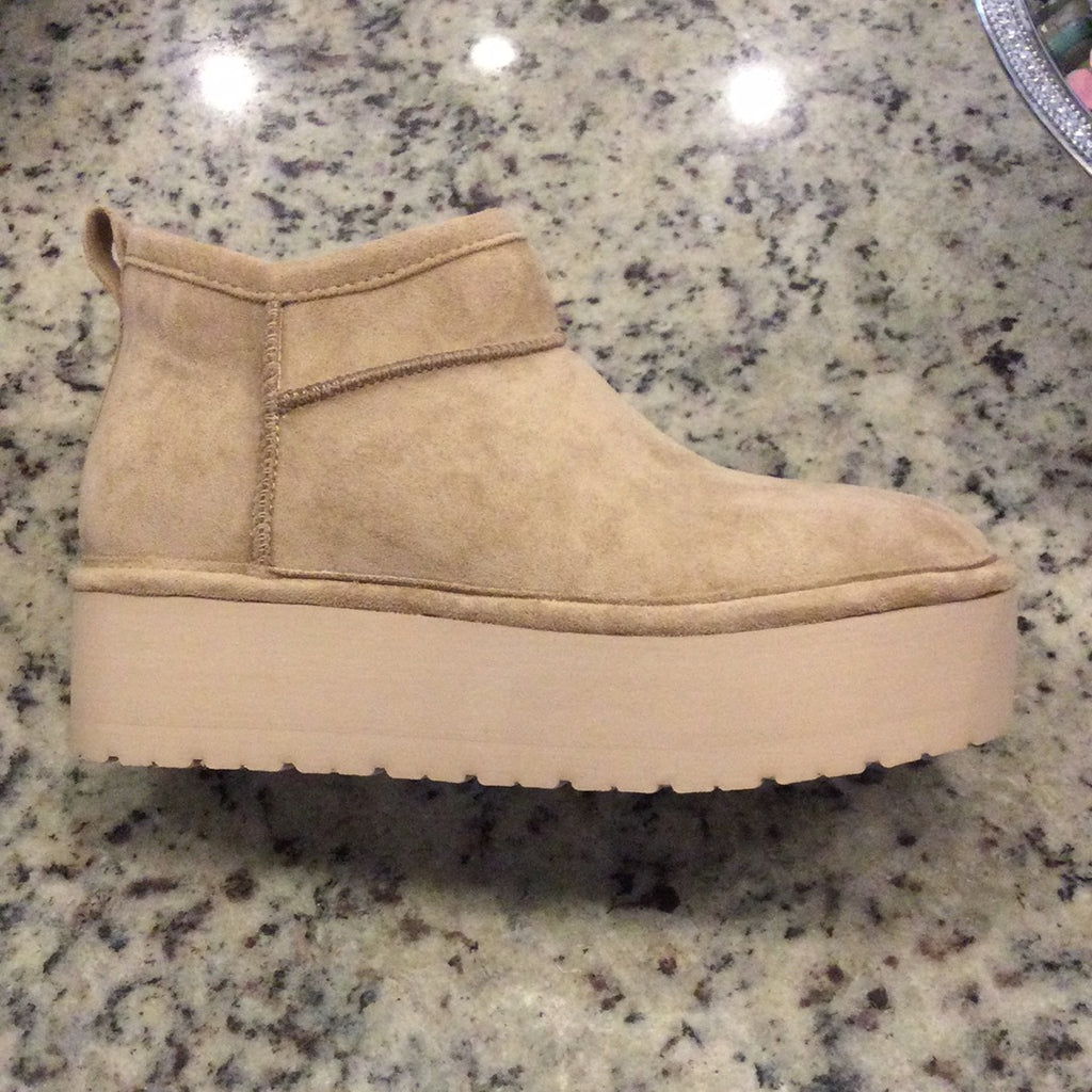 MADDEN GIRL Faux Fur Lined EMBRACE Bootie