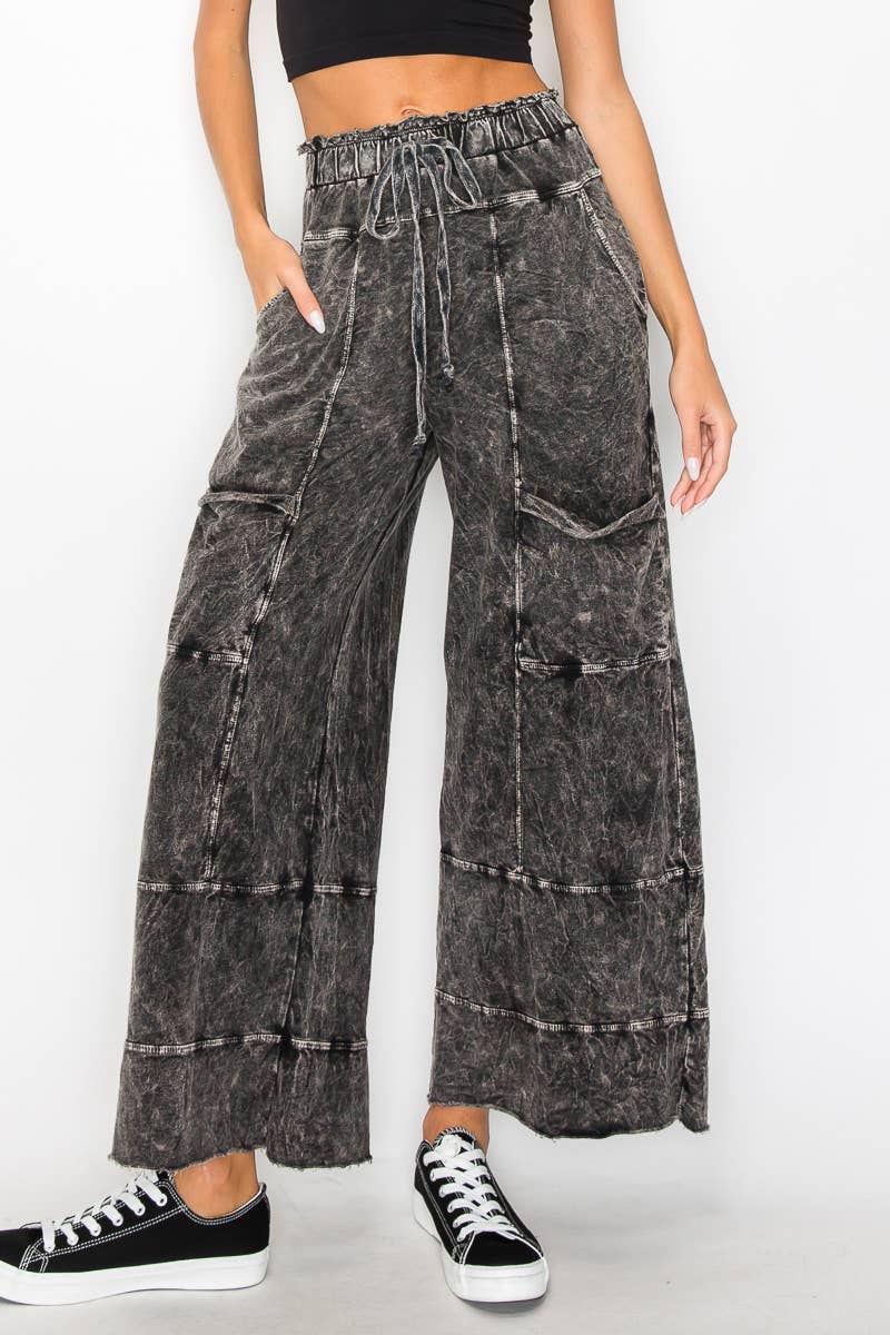 ECHOES Mineral Wash Wide leg Cropped pants
