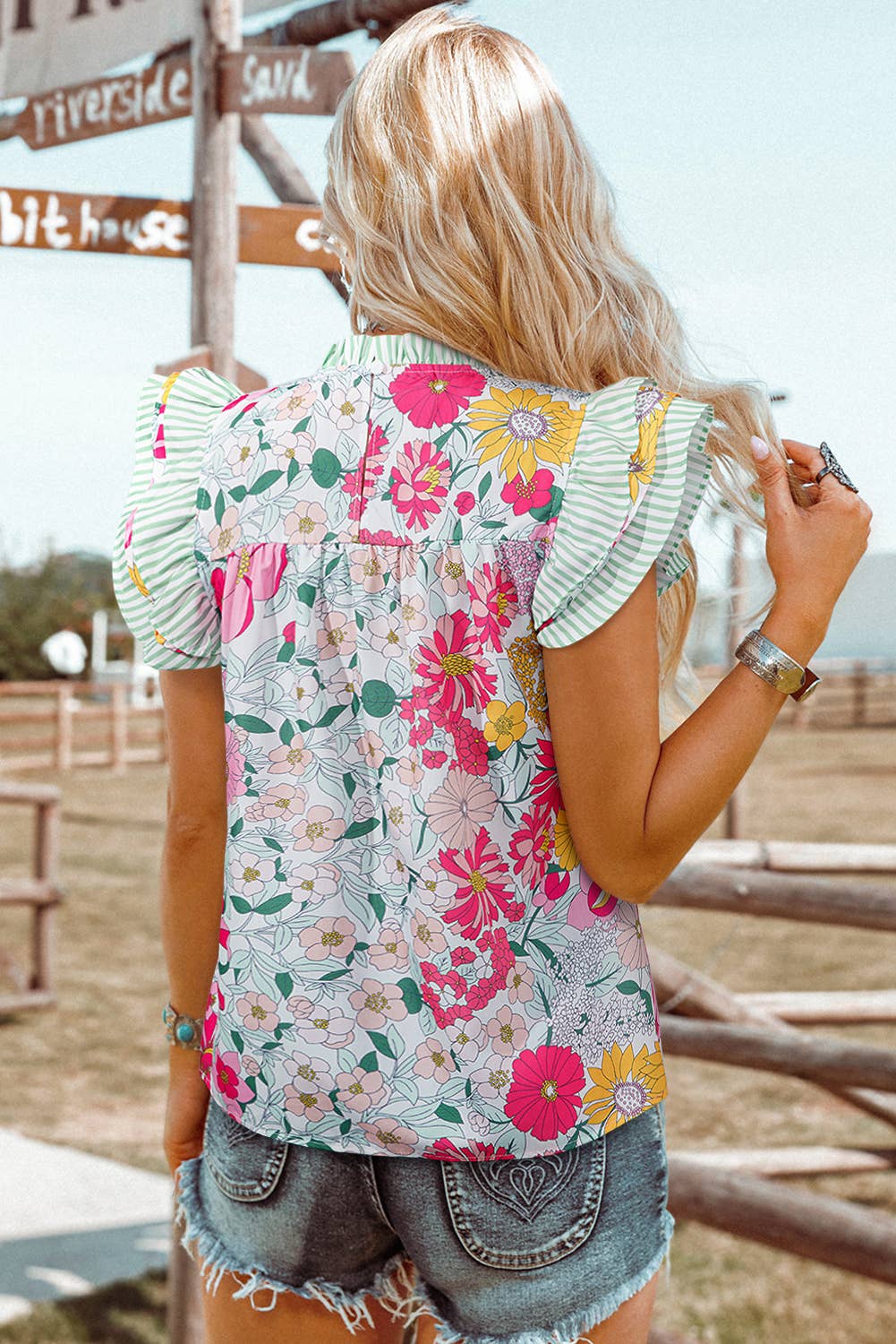 SOURCE Floral Contrast RuffleTrim Short Sleeve Woven Top