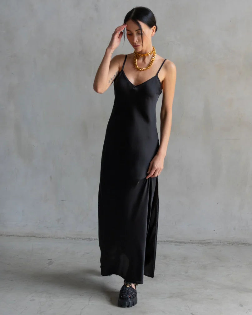 Care Tucker Basic Lennon Zipslip Dress Black Silver Accents Care Tucker Basic Lennon Zipslip Dress Black Silver Accents