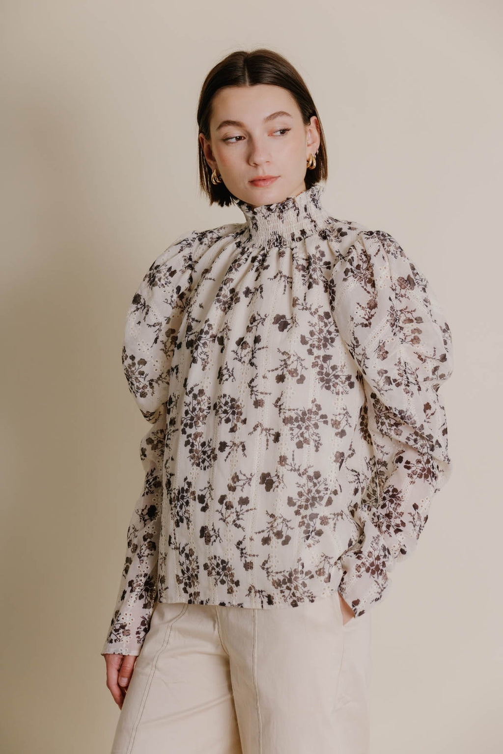 Aureum GEORGIA Floral Lace PuffSleeve Top