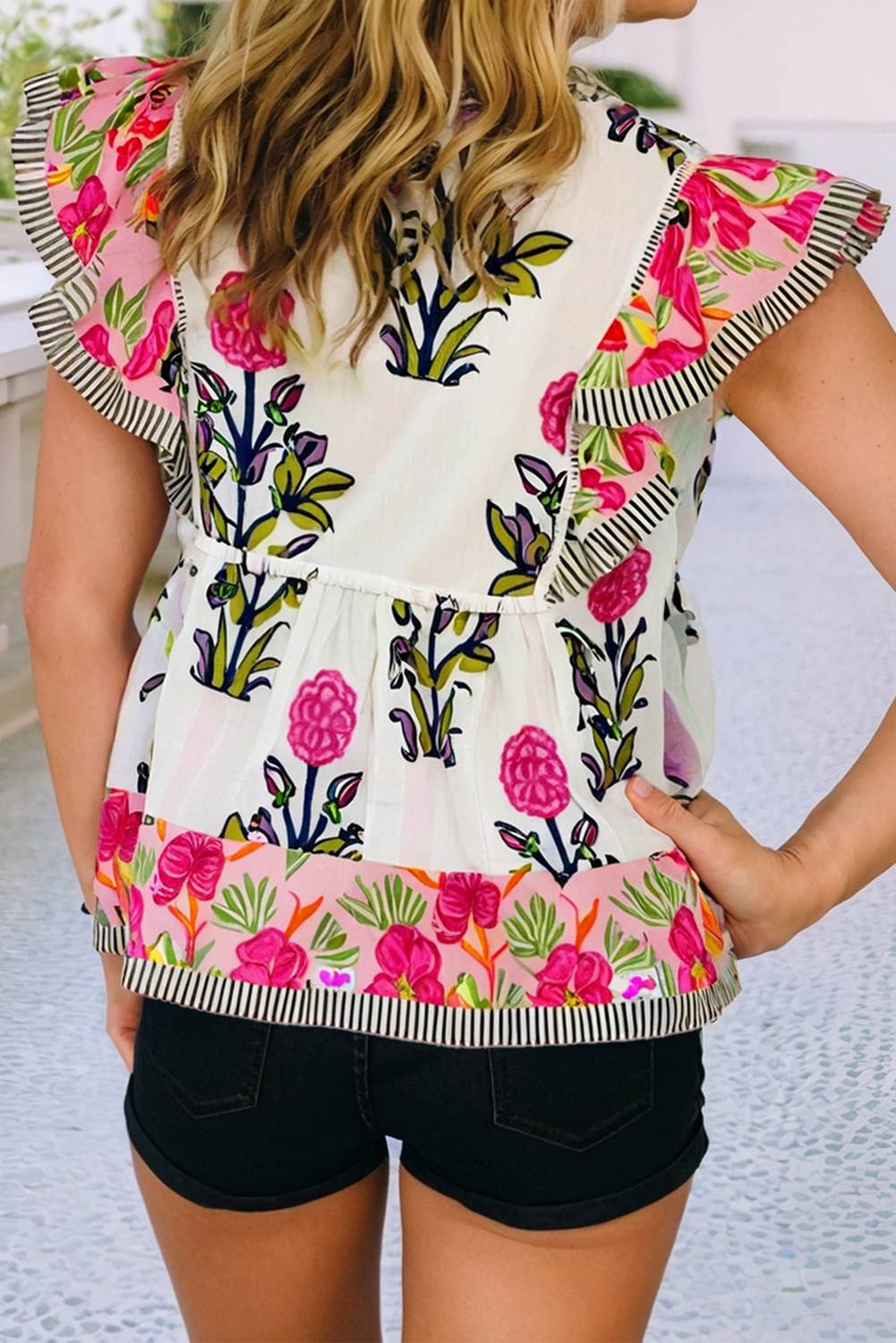 LET GO Floral ButtonNeck StripeTrim Top