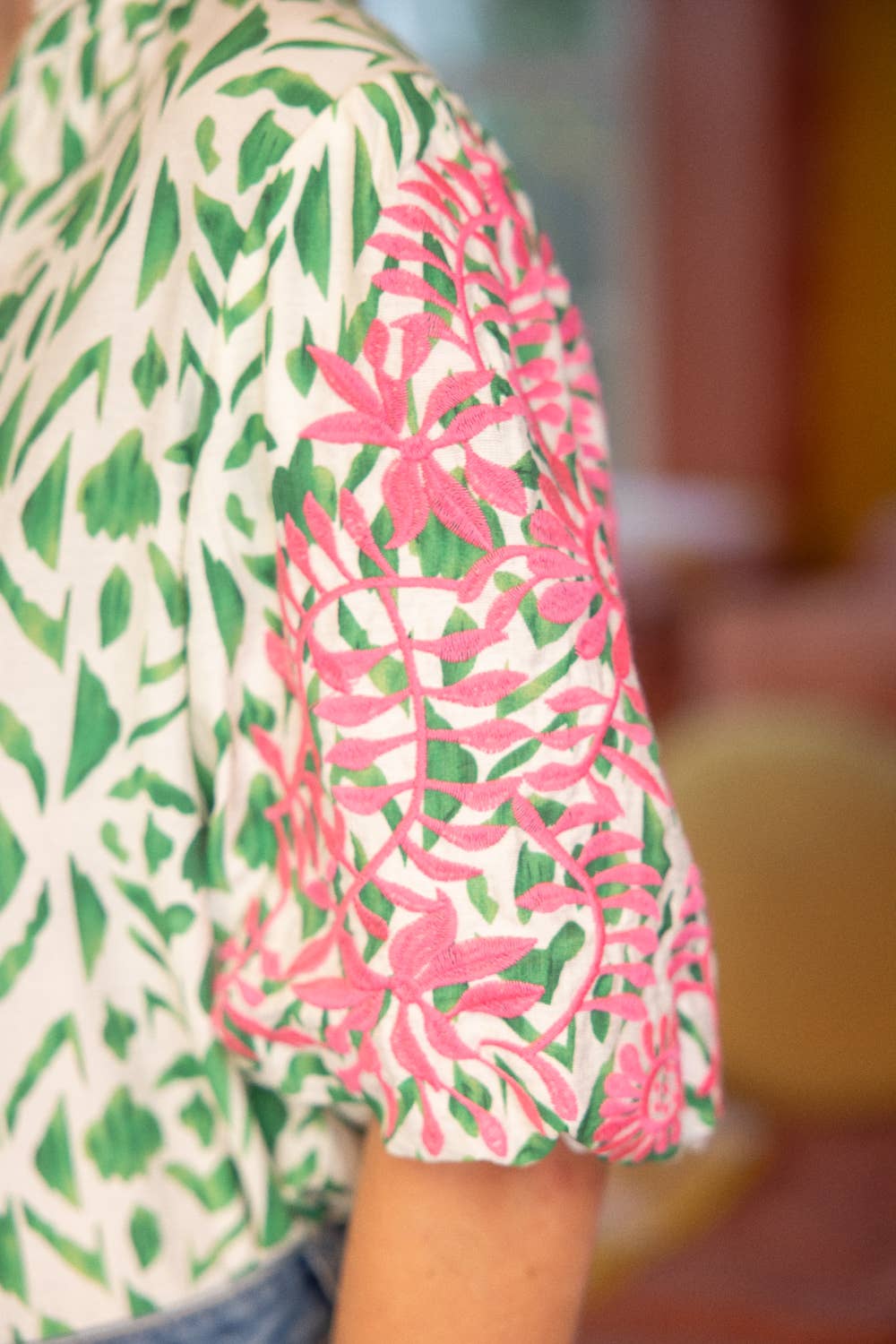 DOME Floral Embroidered BubbleSleeve Print Top