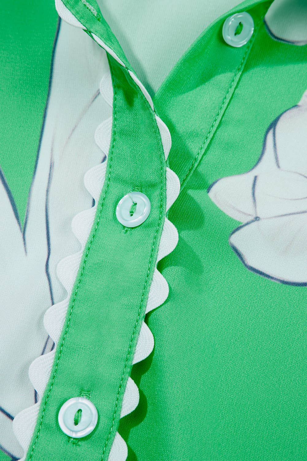 REGARD Floral Ric Rac Trim PuffSleeve Button Up Top