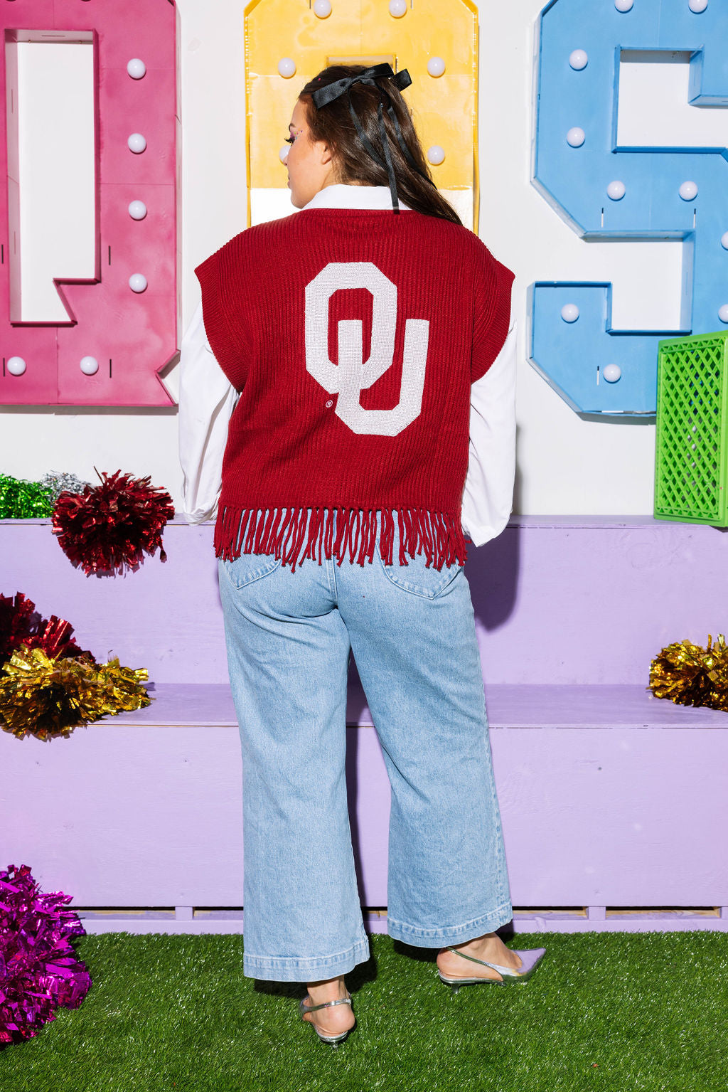 QUEEN OF SPARKLES Pearl/Sequin BOOMER SOONER OU Fringe Sweatrr Vest