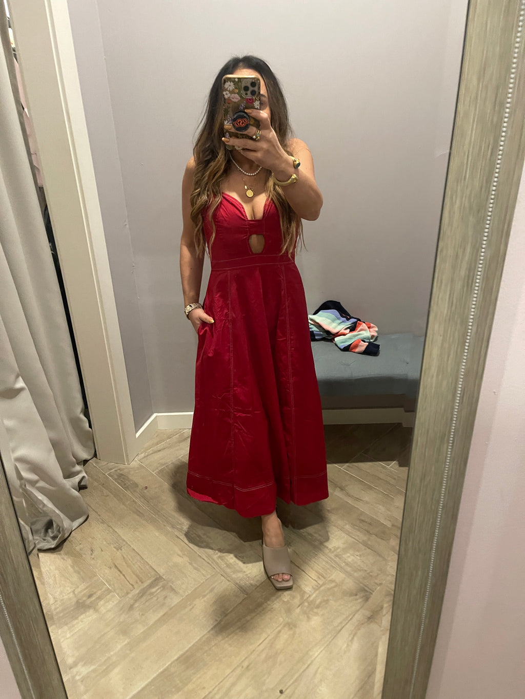 AUREUM Contrast Stitch RIVAL Plunge Midi Dress