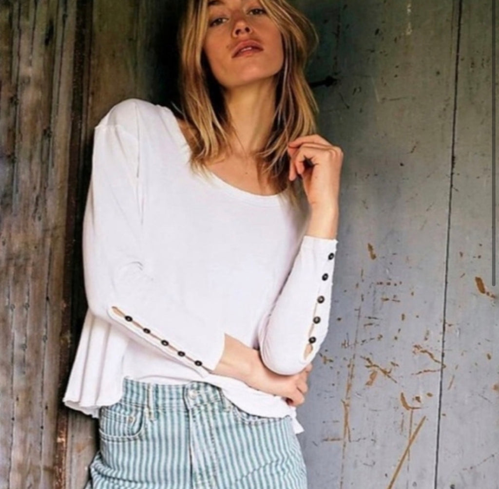 FREE PEOPLE ScoopNeck PEONY ButtonSleeve Flowy Tee Top