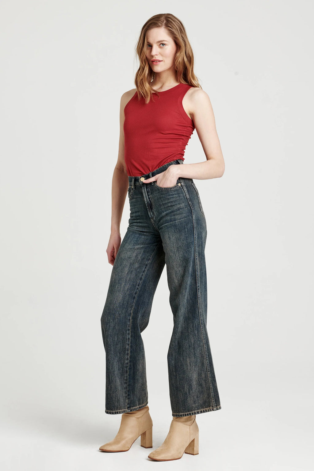 ANOTHER LOVE RibKnit CLEO CurveHem Tank Top