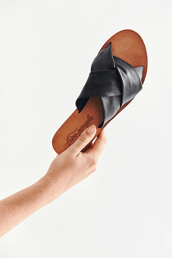 FREE PEOPLE Leather CrissCross RIO VISTA Slides