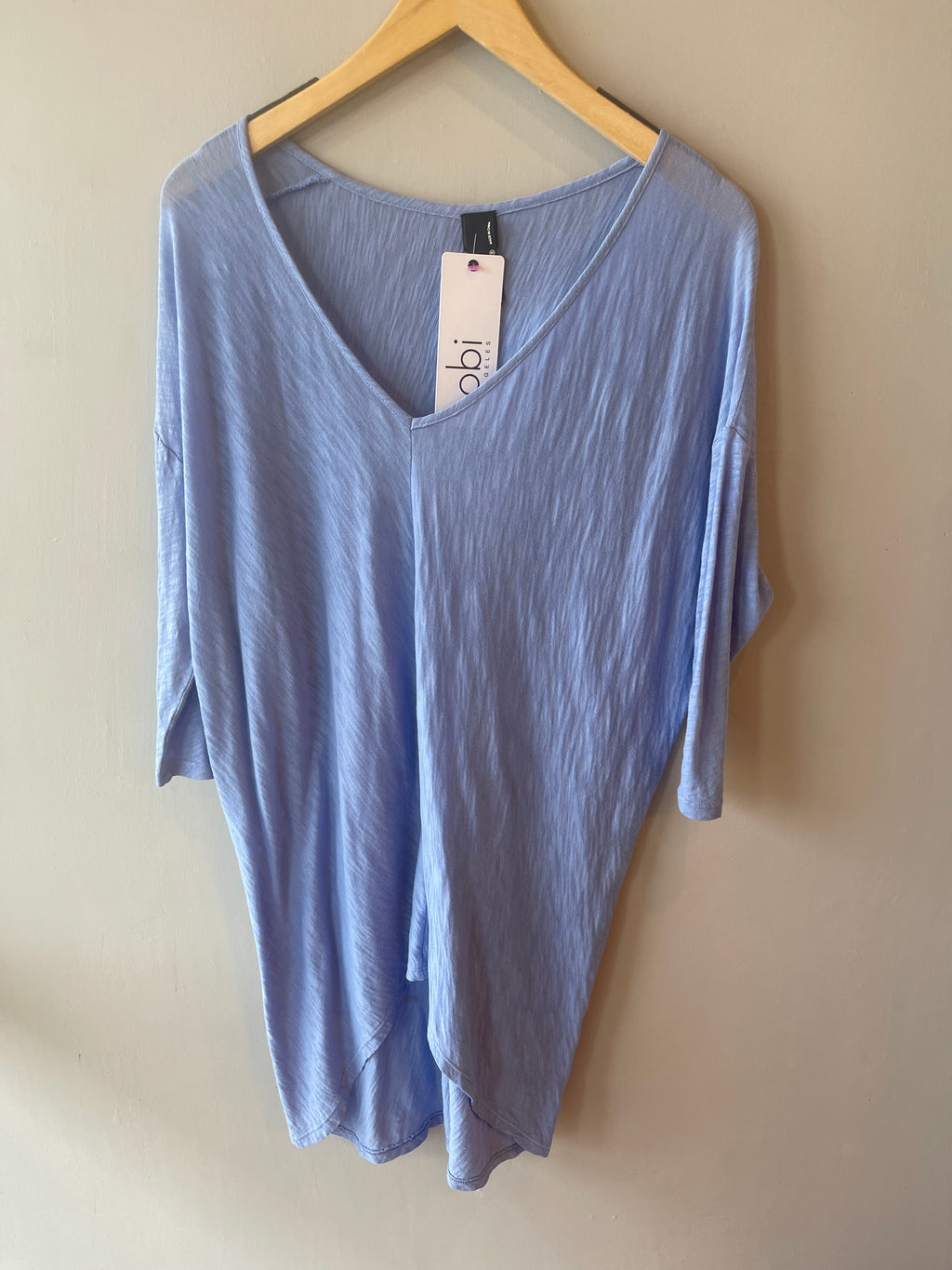 BOBI 3/4 Sleeve WALK ON THE BEACH Slub HiLo V-Neck Tunic Top