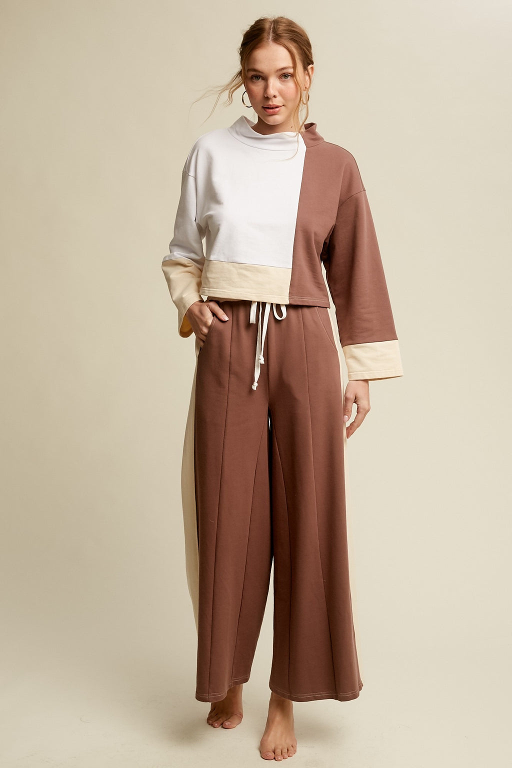 GRAYSON 2-Piece ColorBlock PullOver/Pant Outfit