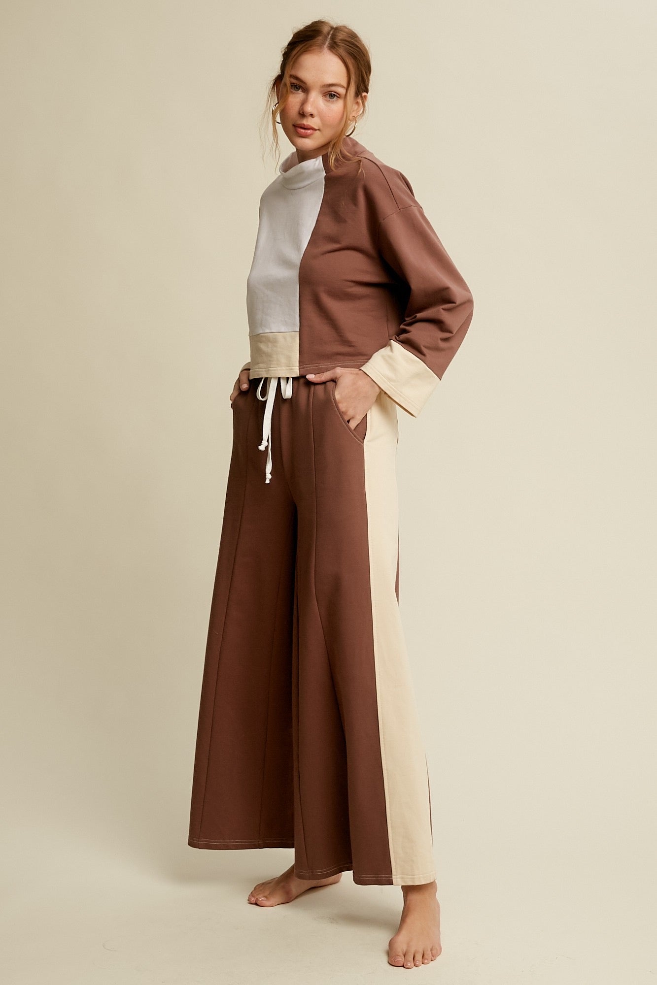 GRAYSON 2-Piece ColorBlock PullOver/Pant Outfit
