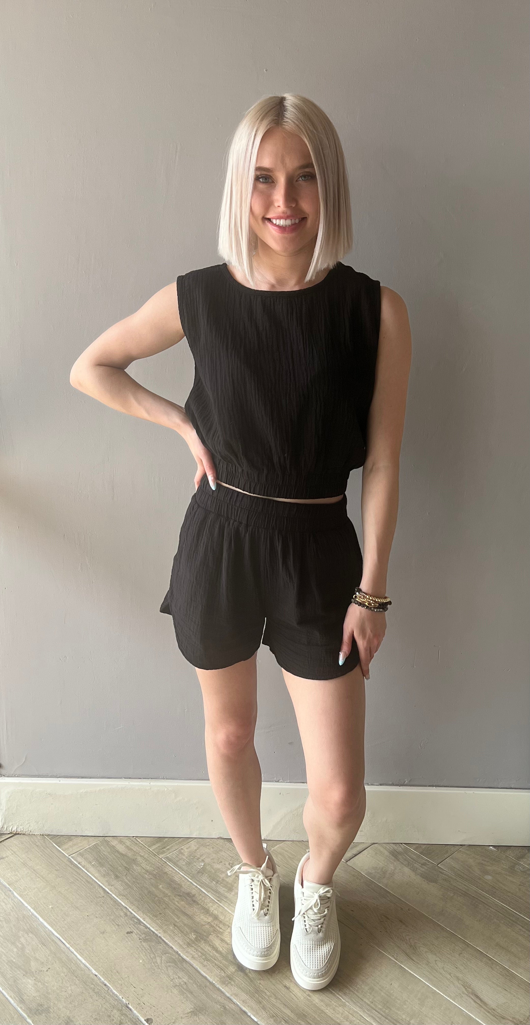 BOBI Gauze DESCENT ElasticHem Shell Top