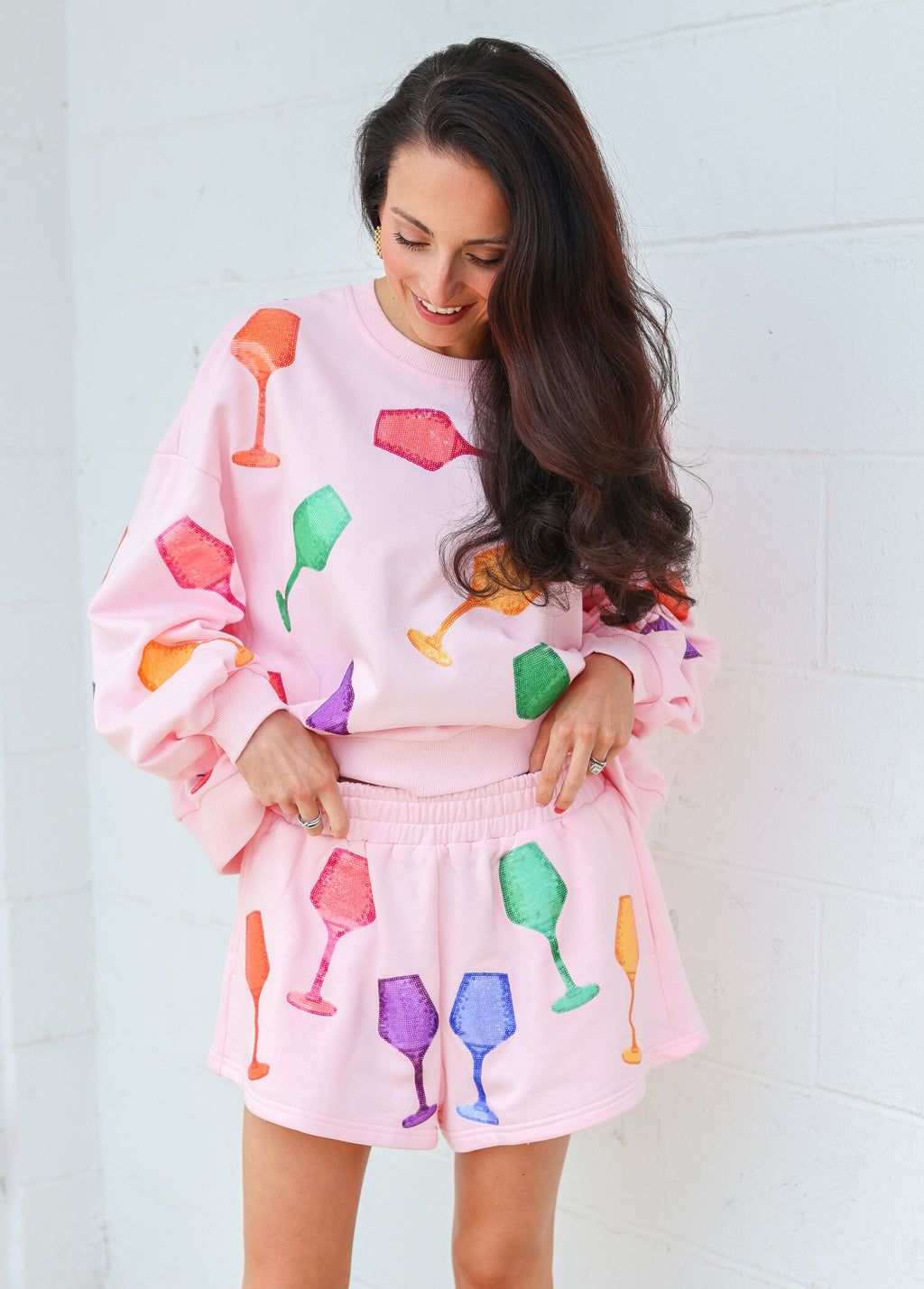 QUEEN OF SPARKLES Sequin WINE GLASS Short