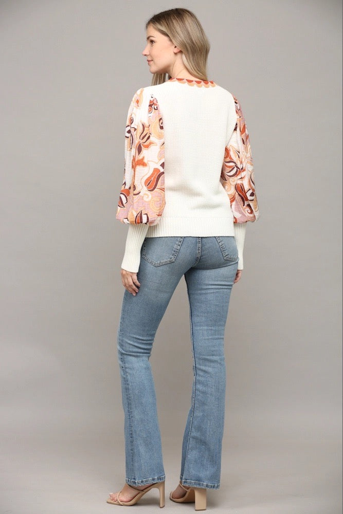 DIVIDE Contrast Abstract Print Top