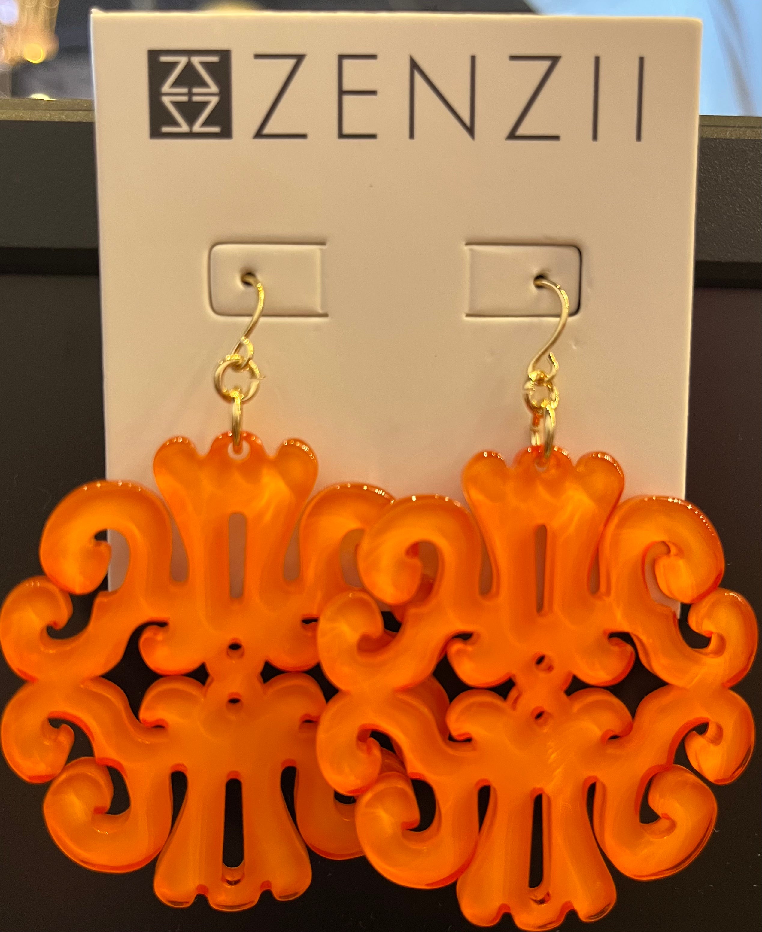 ZENZII Uptown Swirl Earring