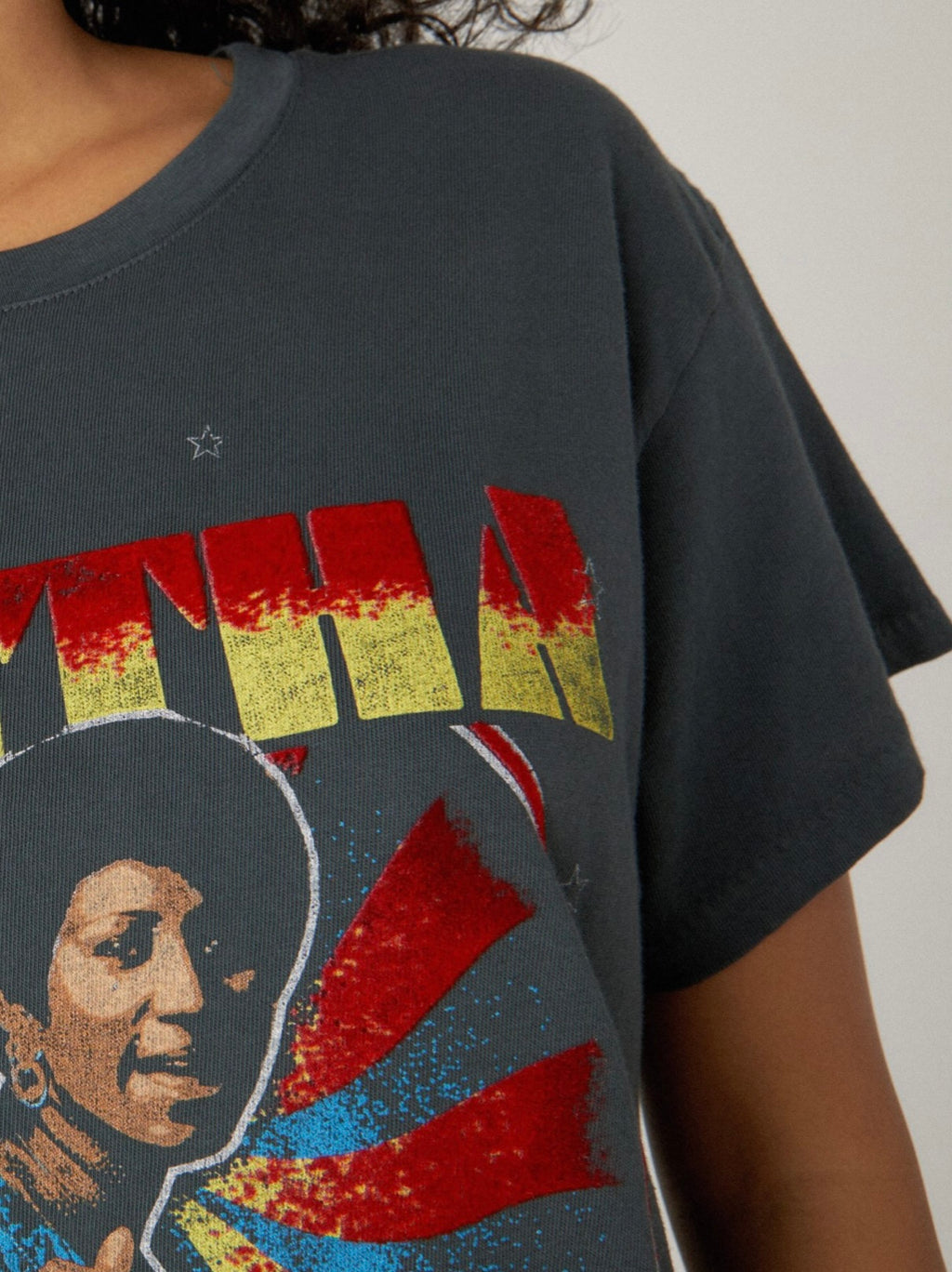 DAYDREAMER Graphic ARETHA RESPECT Tour Tee