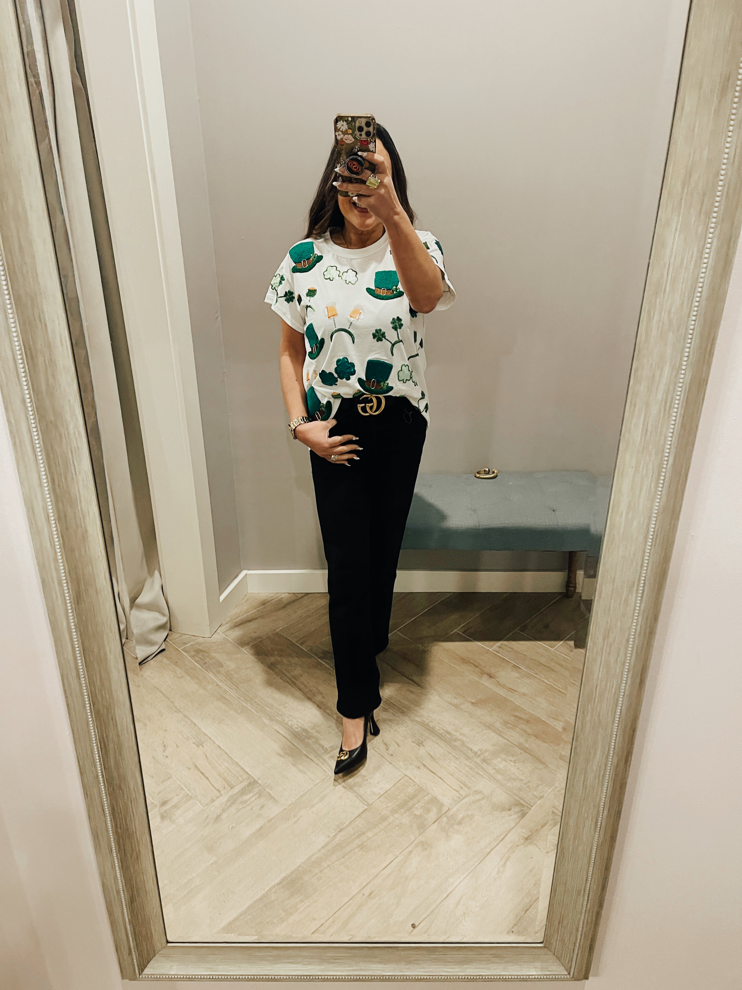 QUEEN OF SPARKLES Sequin ST PATRICK’S Icon Tee Top