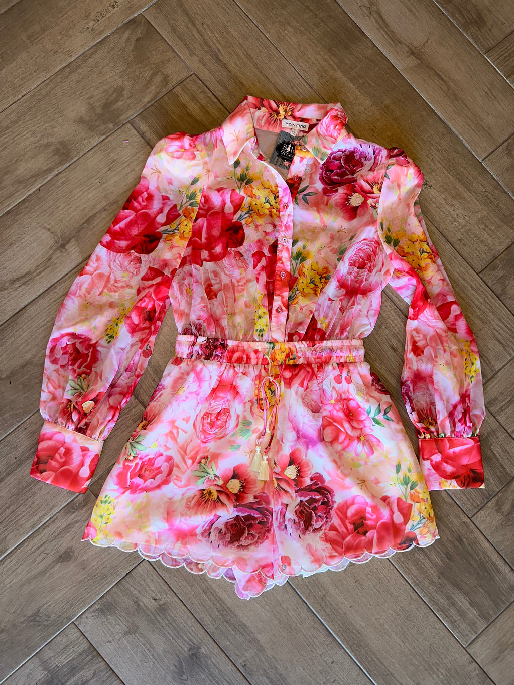 LOVESHACK Floral Scalloped Hem Romper