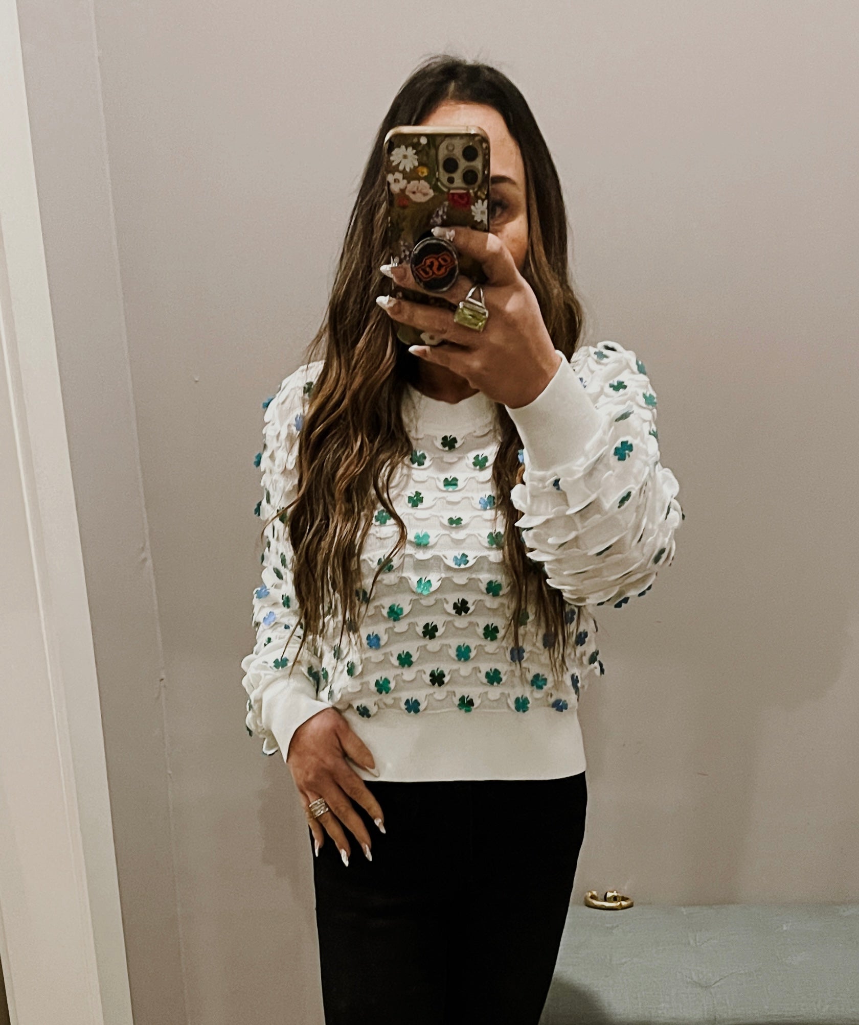 QUEEN OF SPARKLES Four Leaf CLOVER Pailette Sweater Top