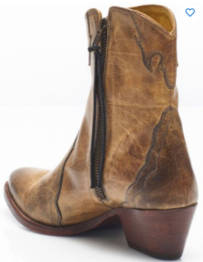 FREE PEOPLE Western NEW FRONTIER Boots – Silver Accents