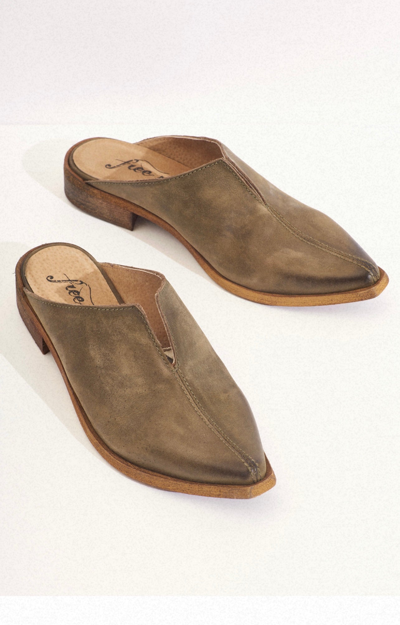 FREE PEOPLE Leather HARLOW SplitSeam Mule Shoe