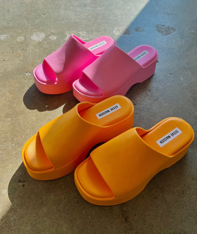 STEVE MADDEN Jelly SLINKY-J Slide Sandals