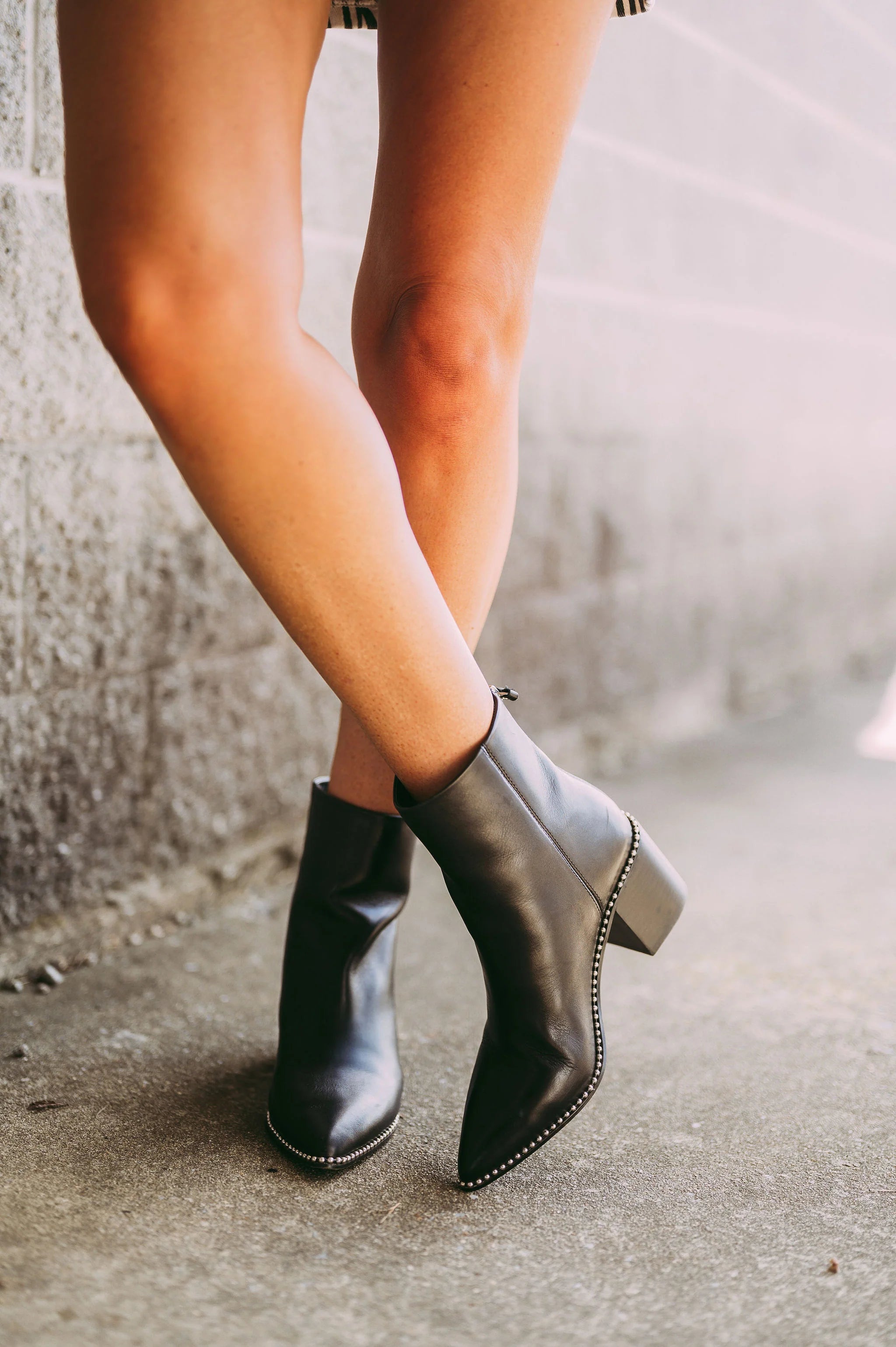 STEVE MADDEN Stud Trim AQUARIUS Boot