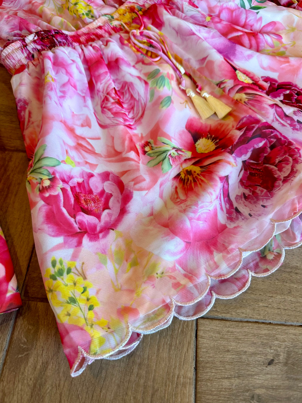 LOVESHACK Floral Scalloped Hem Romper