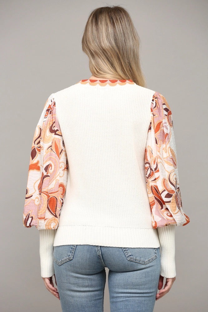 DIVIDE Contrast Abstract Print Top