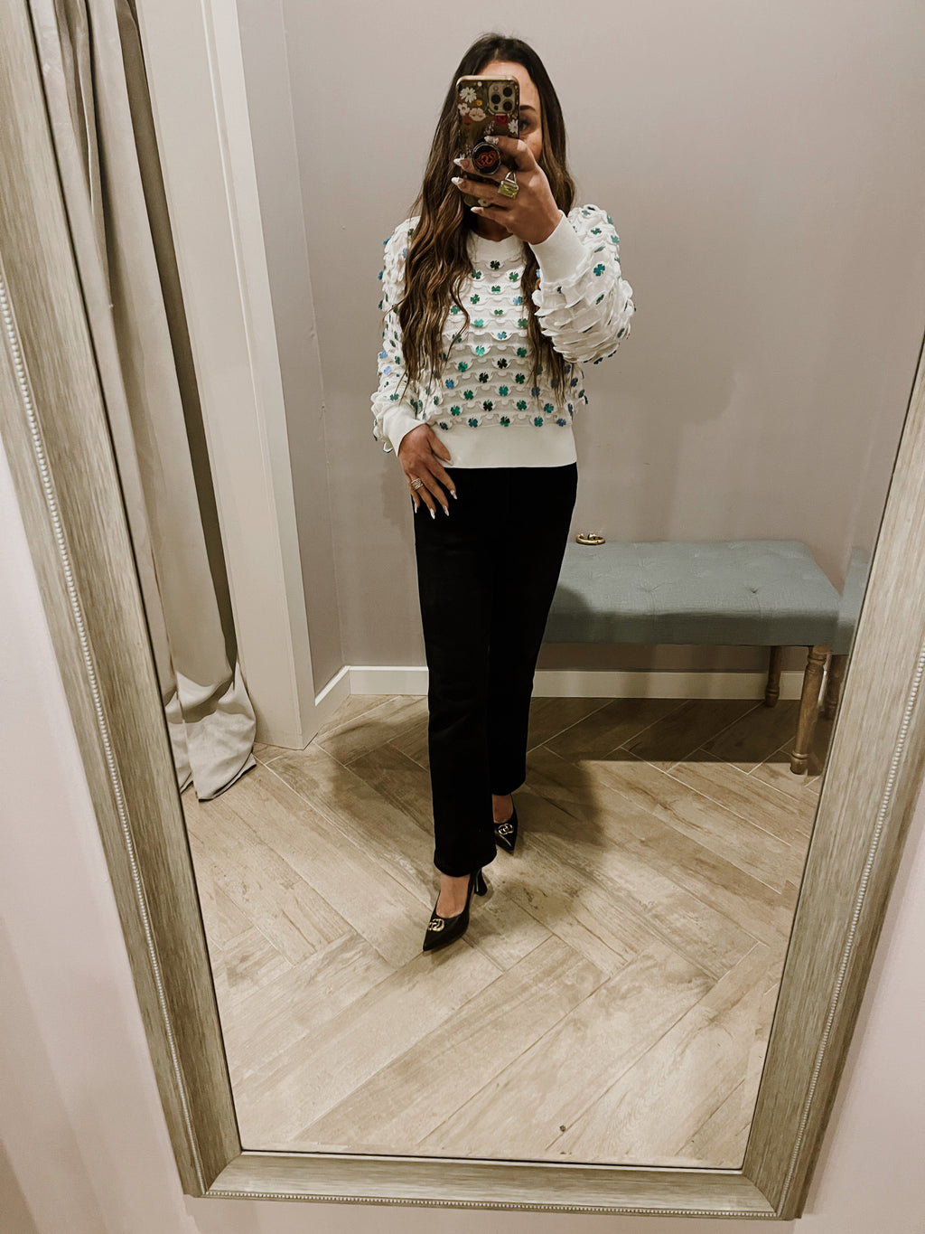 QUEEN OF SPARKLES Four Leaf CLOVER Pailette Sweater Top