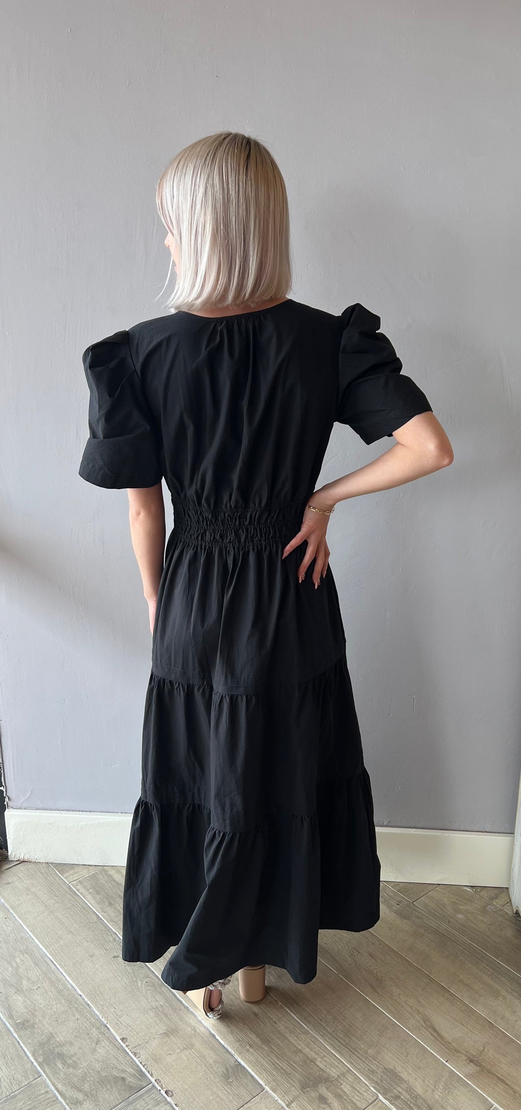 THEORY V-Neck Tiered PuffSleeve Maxi Dress