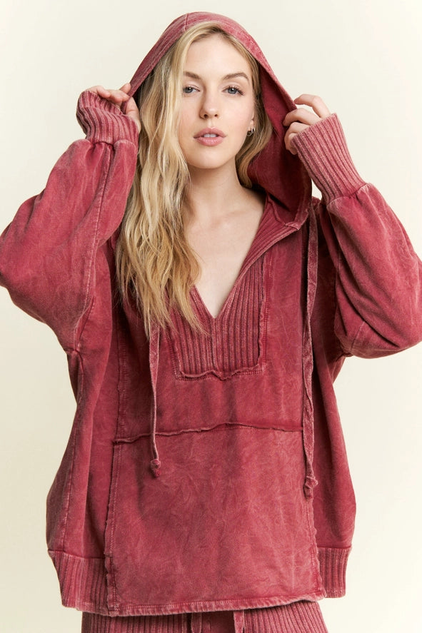 J. HER 2-Piece Burgundy Mineral Wash Set