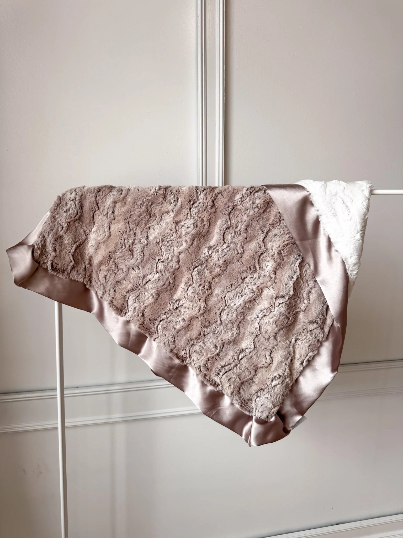 Rockin' Royalty Classic Cuddle Blanket