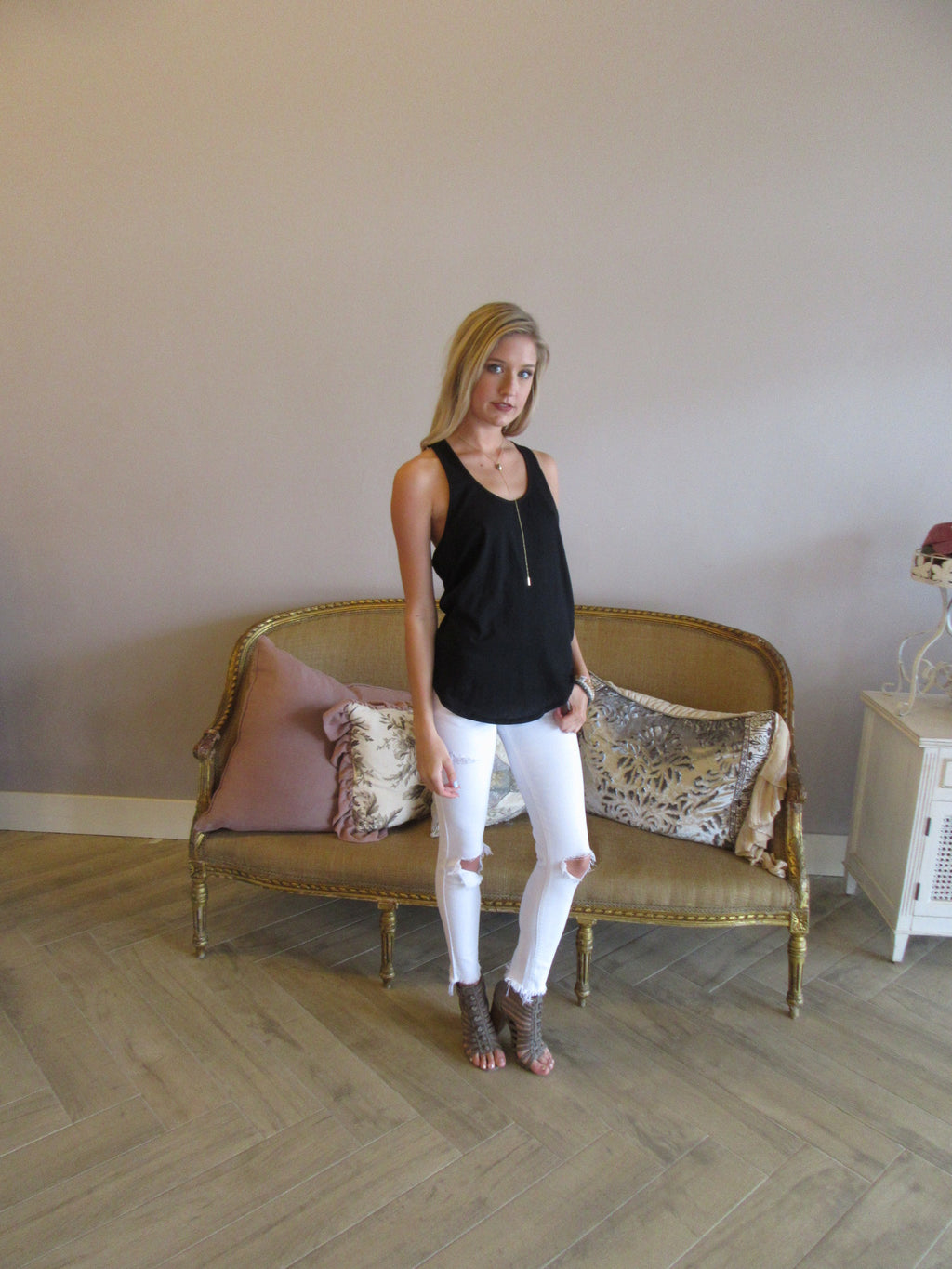 *BOBI Lightweight Jersey URGENCY Keyhole Back ScoopHem Tank