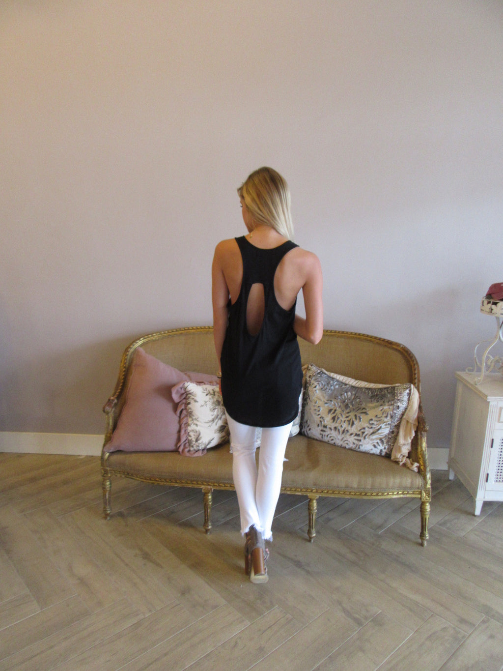 *BOBI Lightweight Jersey URGENCY Keyhole Back ScoopHem Tank