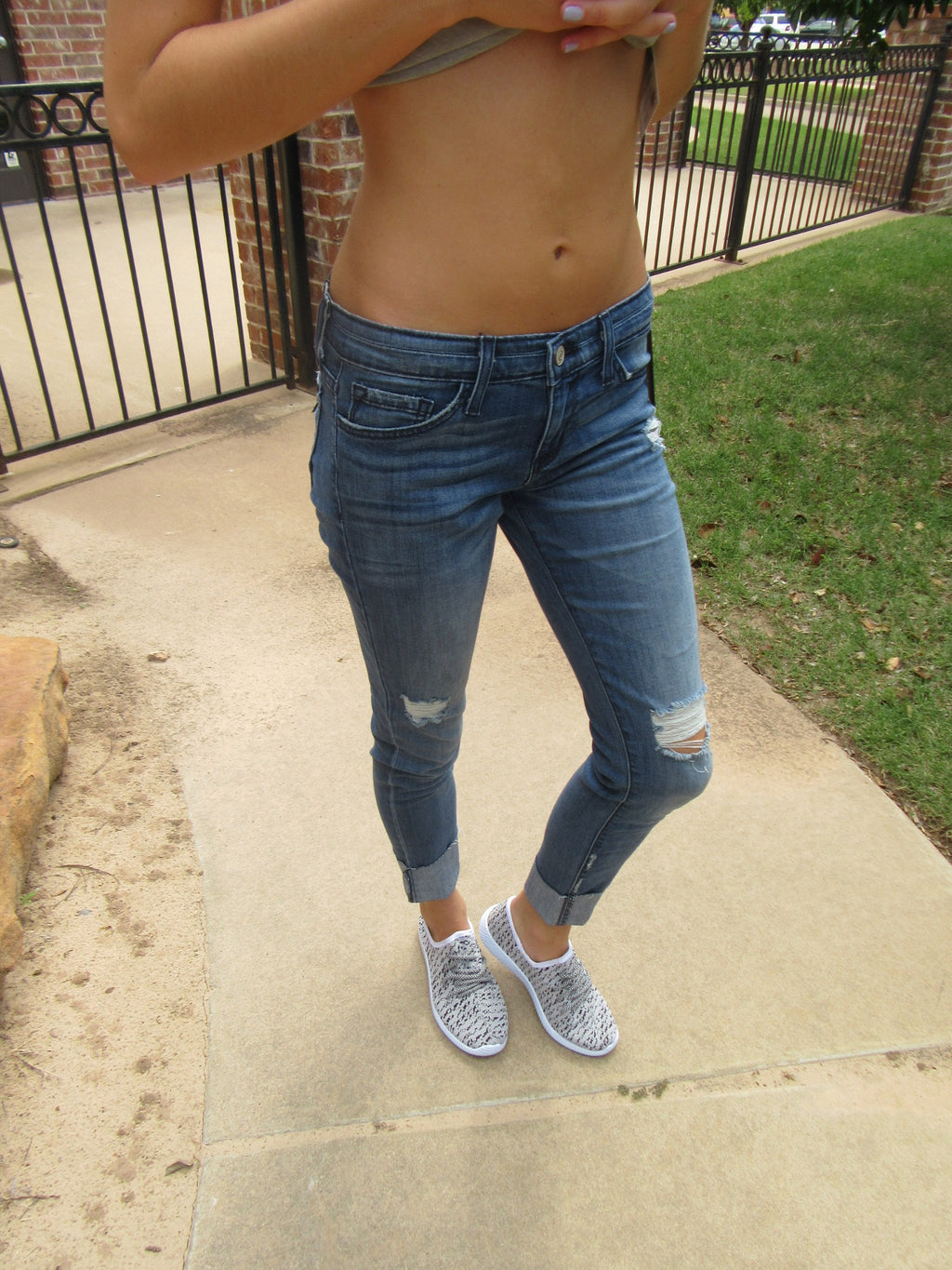 FLYING MONKEY Cuffed Distressed MICHIGAN BLUE Girlfriend Jean