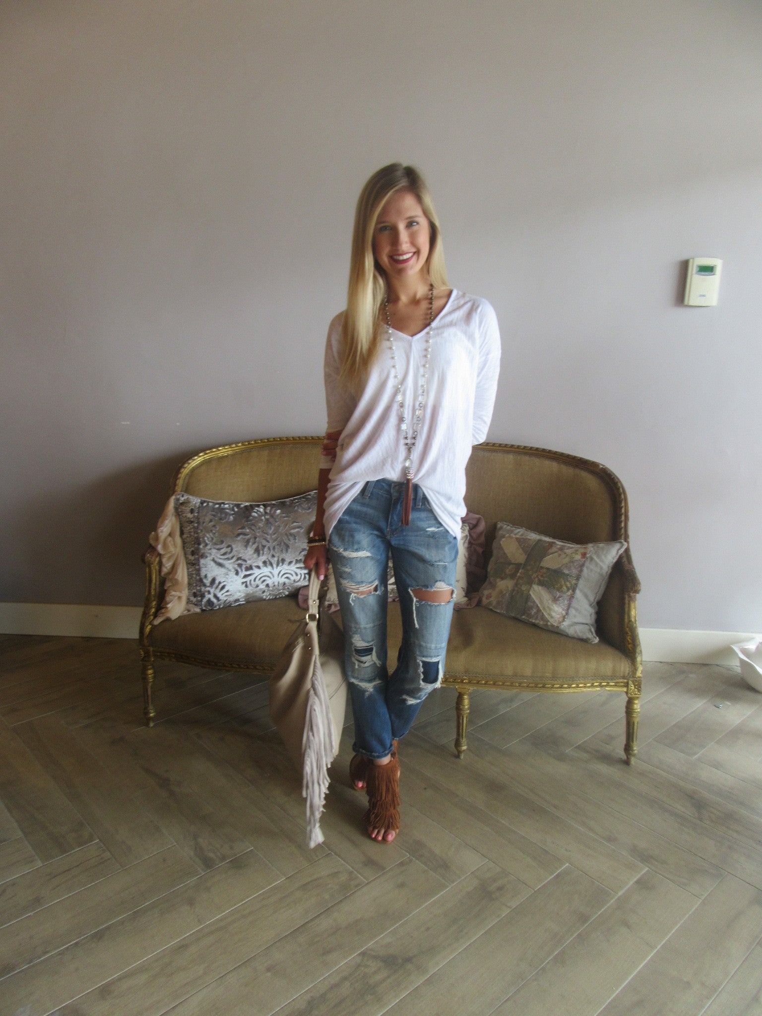 BOBI 3/4 Sleeve WALK ON THE BEACH Slub HiLo V-Neck Tunic Top