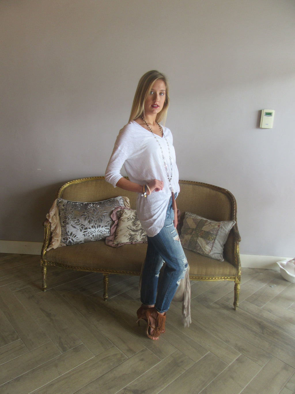 BOBI 3/4 Sleeve WALK ON THE BEACH Slub HiLo V-Neck Tunic Top