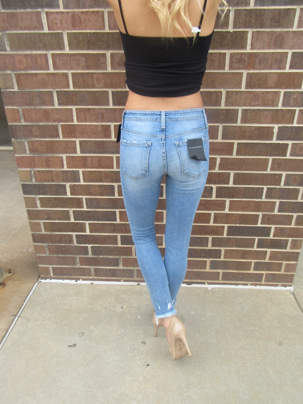 FLYING MONKEY MidRise INNER CIRCLE FrayHem Crop Skinny Jean