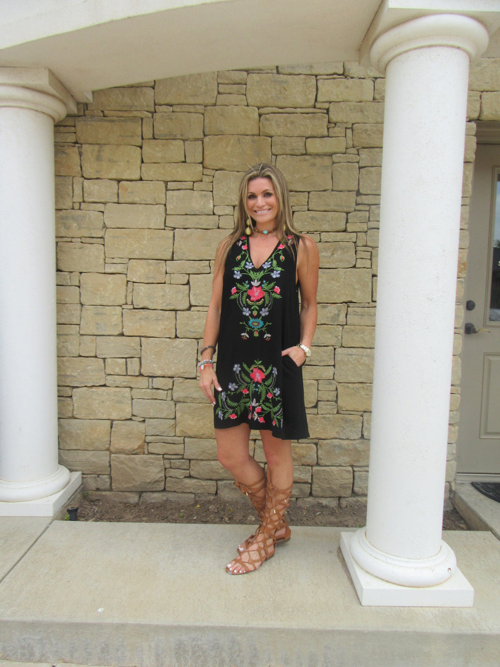 BARBADOS Floral Embroidered Linen V-Neck Pocket Dress