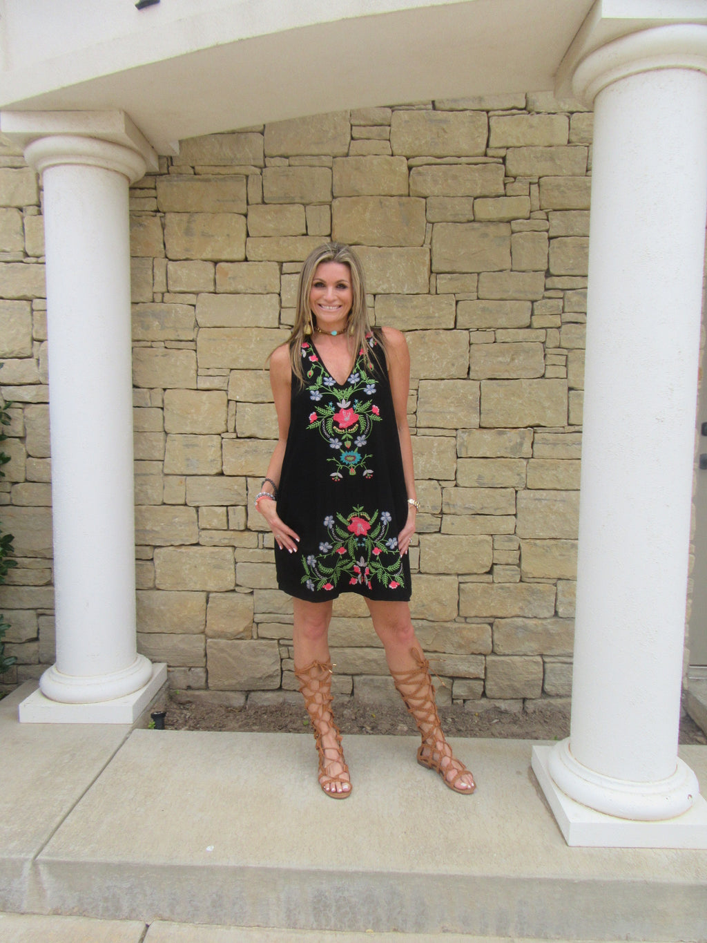 BARBADOS Floral Embroidered Linen V-Neck Pocket Dress