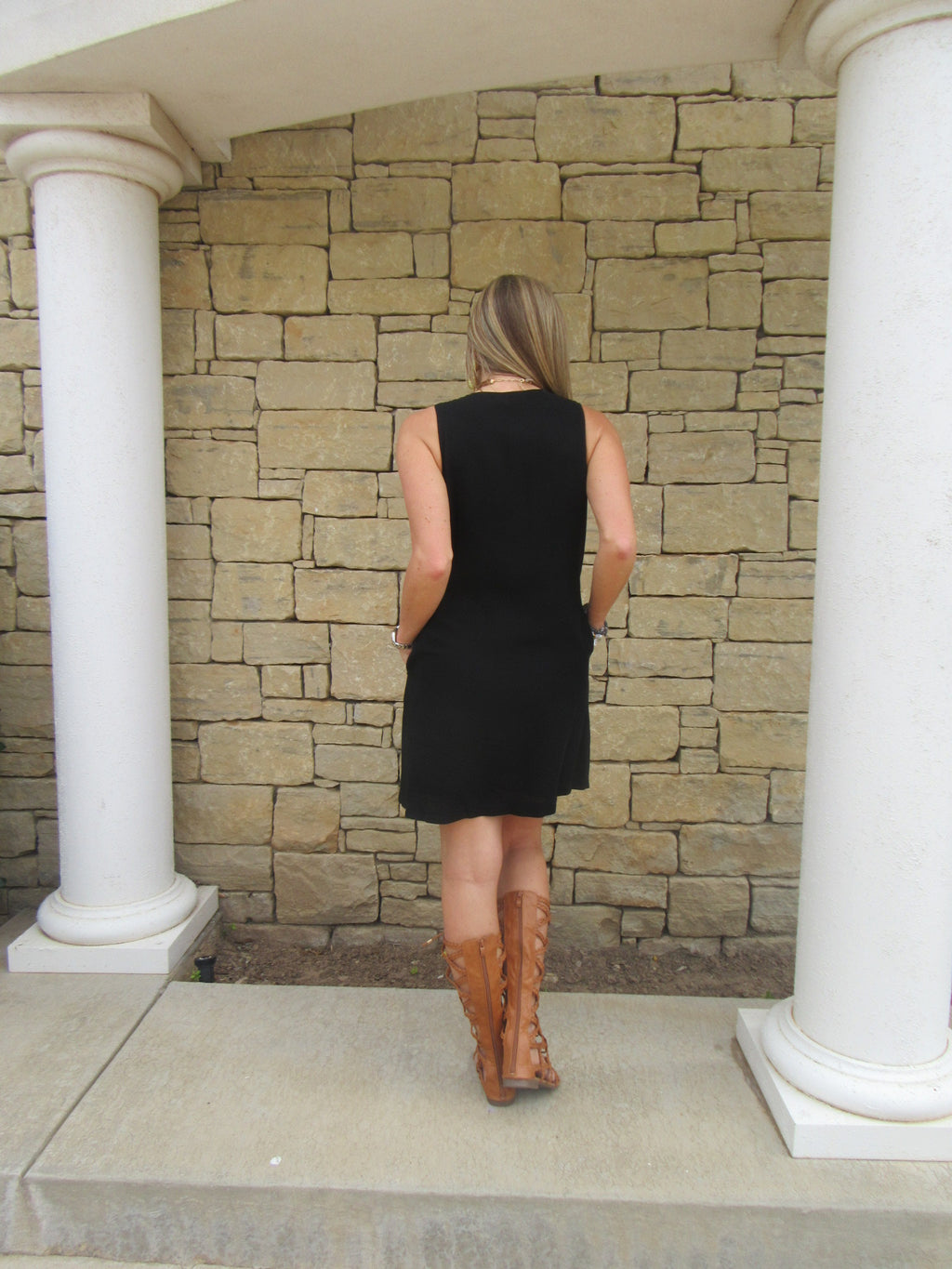 BARBADOS Floral Embroidered Linen V-Neck Pocket Dress